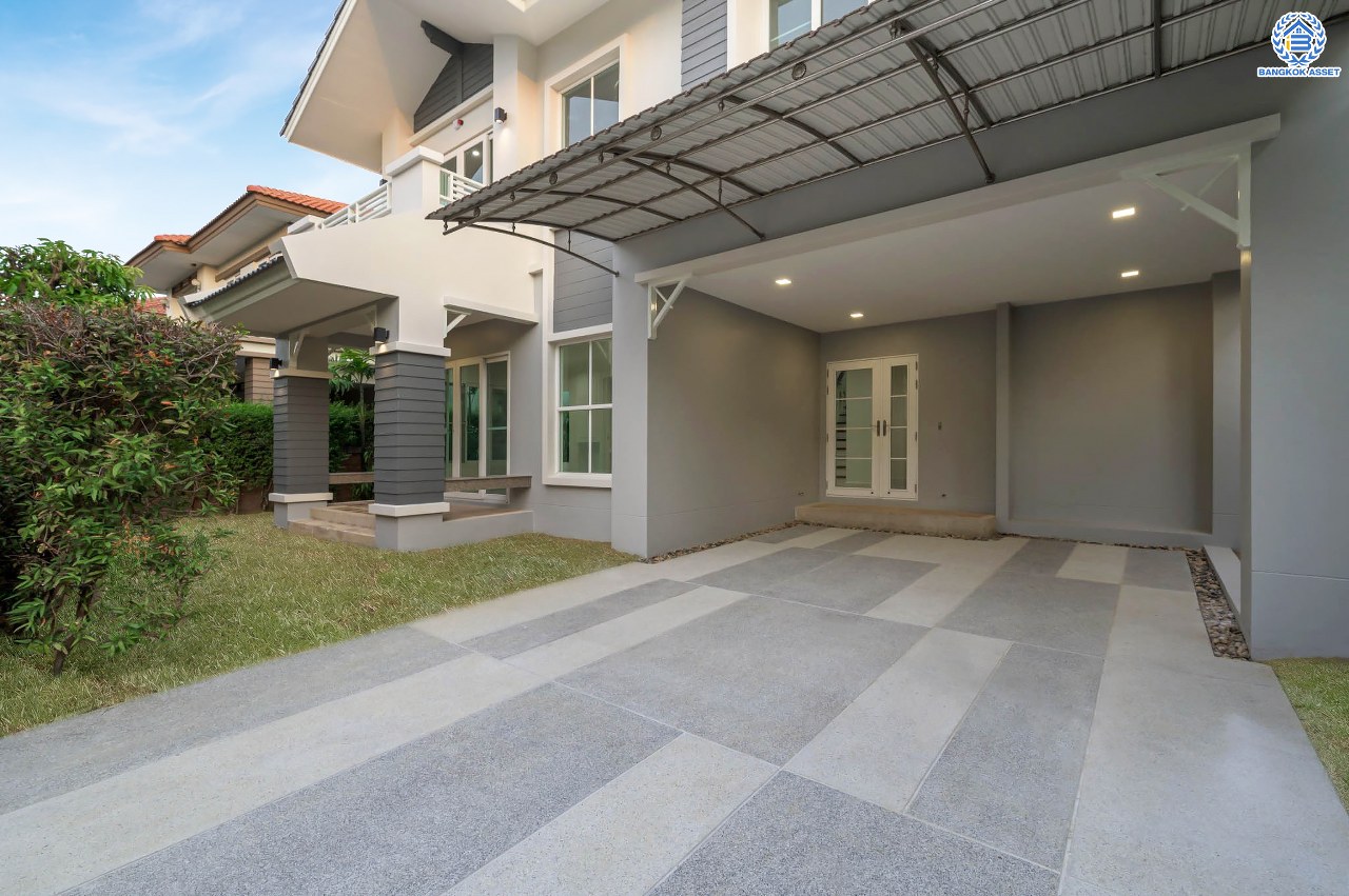 บ้านมือสองตกแต่งใหม่ โครงการ คาซ่าแกรนด์ รัตนาธิเบศร์-ราชพฤกษ์ บ้านเดี่ยวจากแบรนด์ Q.House เนื้อที่ 68 ตร.ว. ฟังก์ชัน 3 ห้องนอน 4 ห้องน้ำ 1 ห้องแม่บ้าน จอดรถได้ถึง 2 คัน พร้อม Facilities ครบครัน บนทำเลเดินทางสะดวก ติดถนนราชพฤกษ์ ใกล้เซ็นทรัลเวสต์เกต และรถไฟฟ้าสายสีม่วง "สถานีบางรักใหญ่"